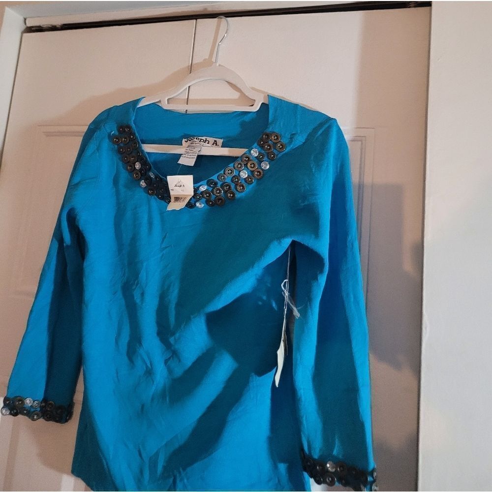 Joseph A 3/4 Sleeve large Nwt Beaded Blouse Round neck Aqua blue Nwt Unused